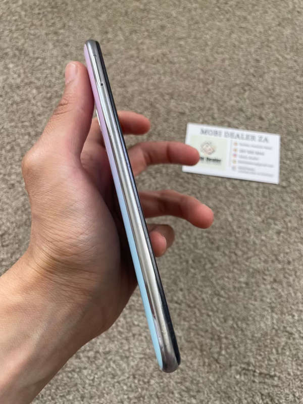 Huawei p40 lite 128gb 6gb ram dual SIM with cover