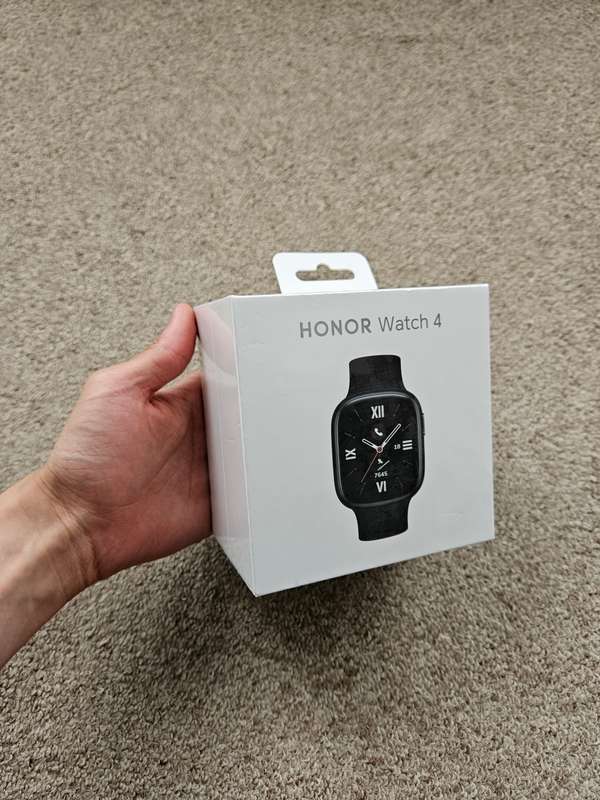 Honor watch 4 BRAND NEW SEALED