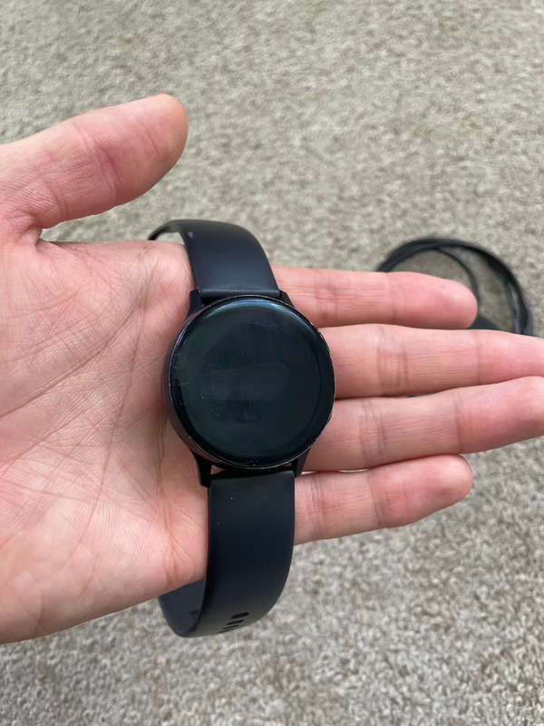 Samsung Watch Active 2 BT 40mm with charger