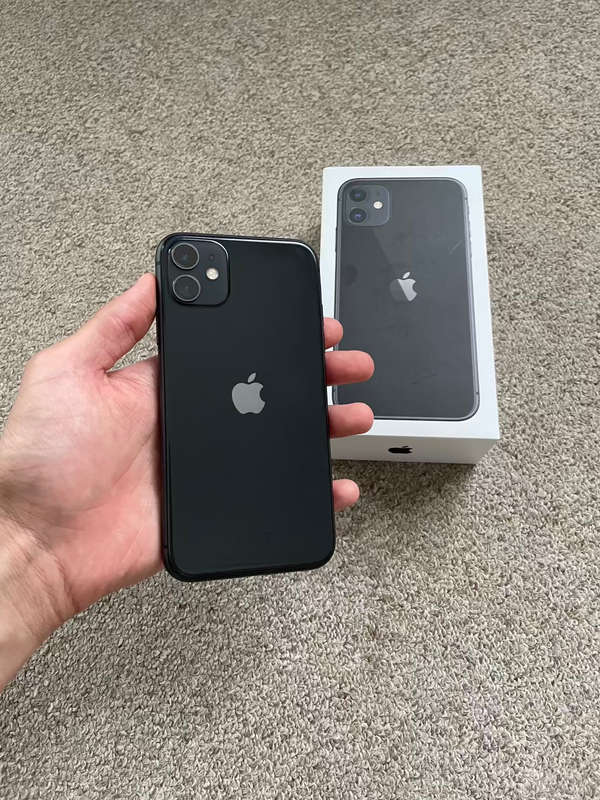 iPhone 11 64gb good condition with box ORIGINAL EVERYTHING