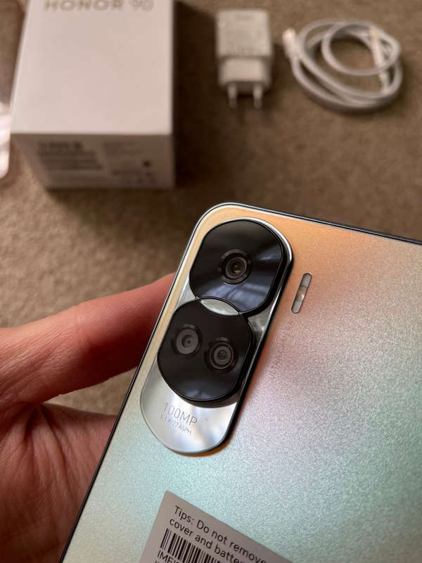 Honor 90 Lite 5G 256gb 13 gb ram dual sim WITH GOOGLE. Excellent condition with box and original cha