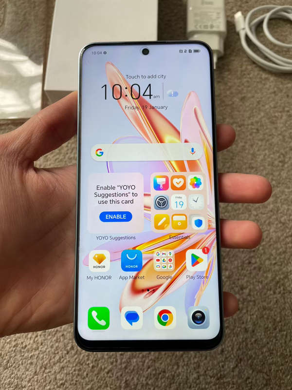 Honor 90 Lite 5G 256gb 13 gb ram dual sim WITH GOOGLE. Excellent condition with box and original cha