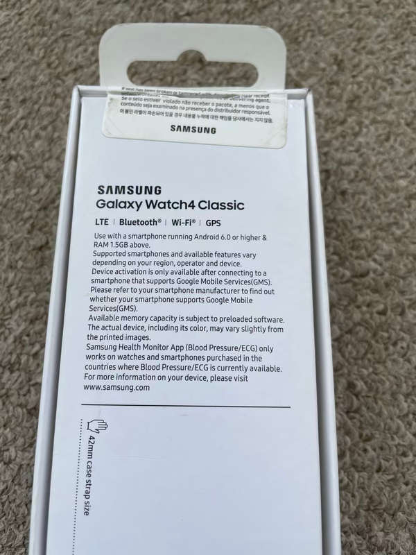 Samsung watch 4 classic LTE 42mm with box and charger