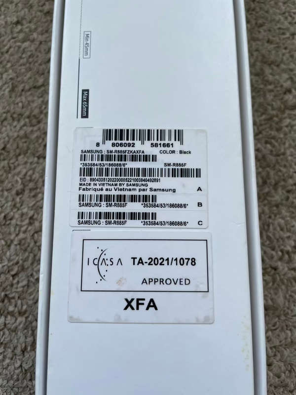 Samsung watch 4 classic LTE 42mm with box and charger