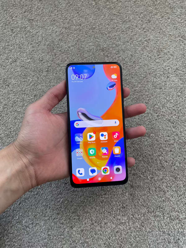 Xiaomi Redmi Note 11 pro 128gb 8gb ram Dual sim with cover
