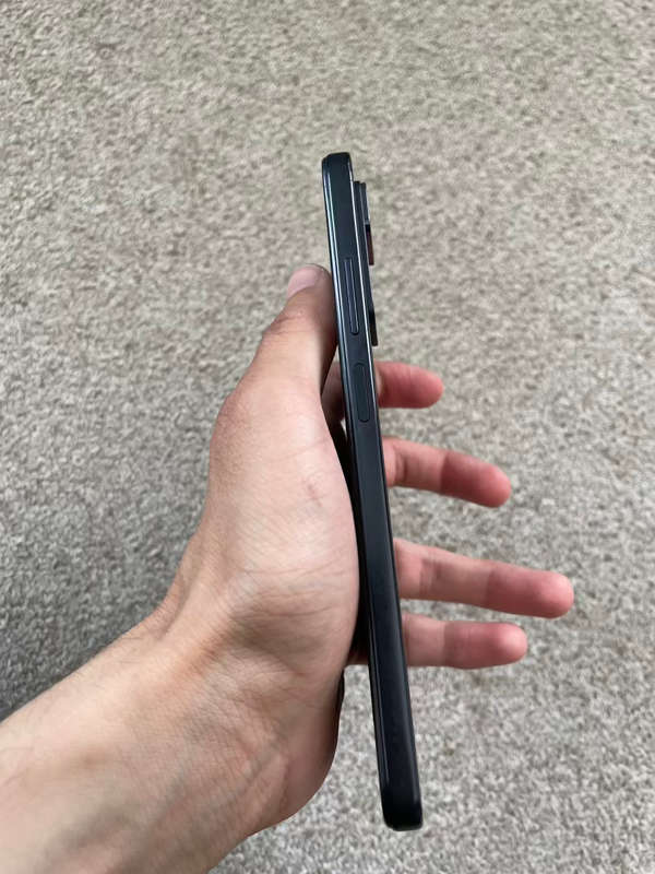 Xiaomi Redmi Note 11 pro 128gb 8gb ram Dual sim with cover