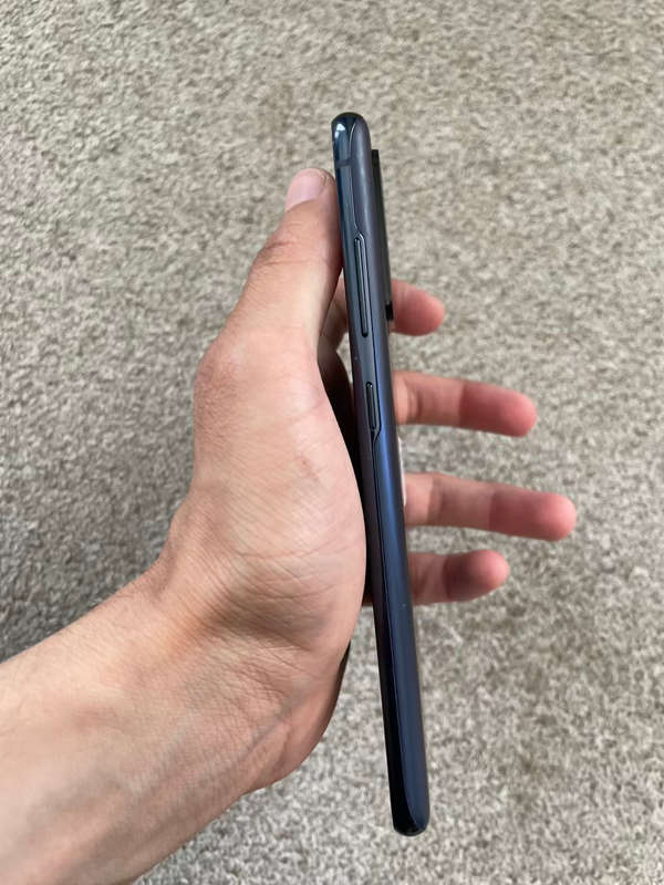 Samsung S20 Fe 128gb 6gb ram Dual sim