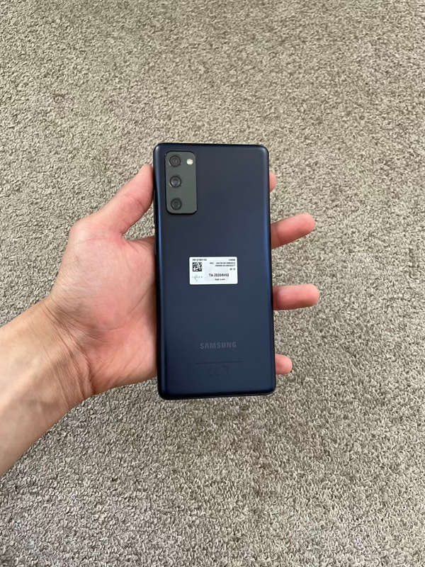 Samsung S20 Fe 128gb 6gb ram Dual sim