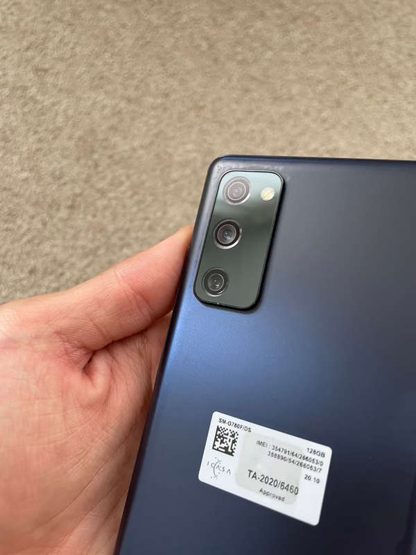 Samsung S20 Fe 128gb 6gb ram Dual sim