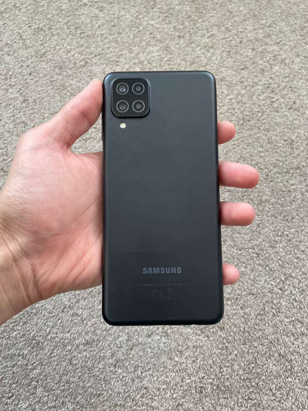 Samsung A12 64gb Dual sim 4gb ram
