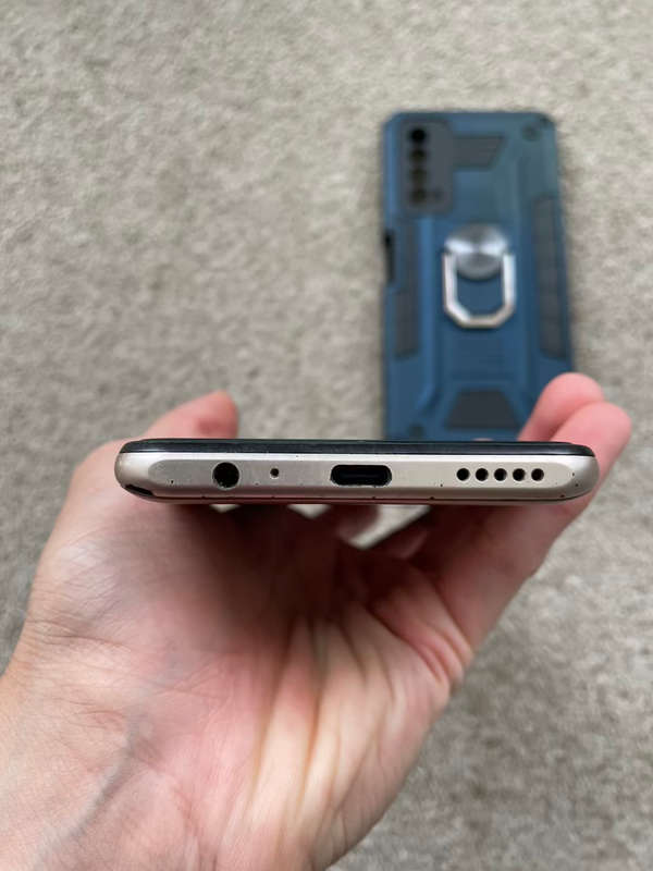 Huawei P smart 2021 128gb 4gb ram single SIM