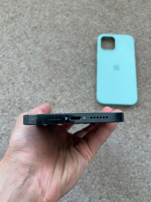 Iphone 12 pro max 512gb Physical DUAL sim good condition with cover
