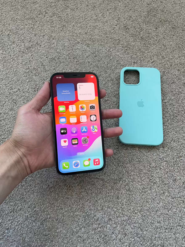 Iphone 12 pro max 512gb Physical DUAL sim good condition with cover