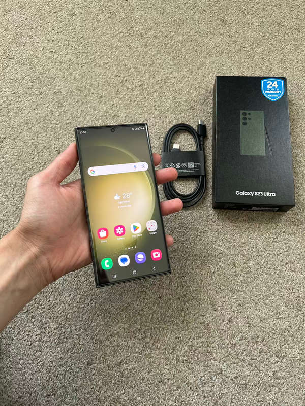 Samsung S23 Ultra 256gb 12gb ram Dual sim with box and cable like brand new