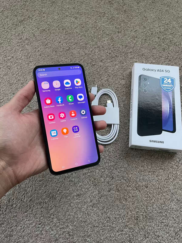 Samsung A54 5G 256gb 8gb ram Dual Sim Excellent condition with box and cable