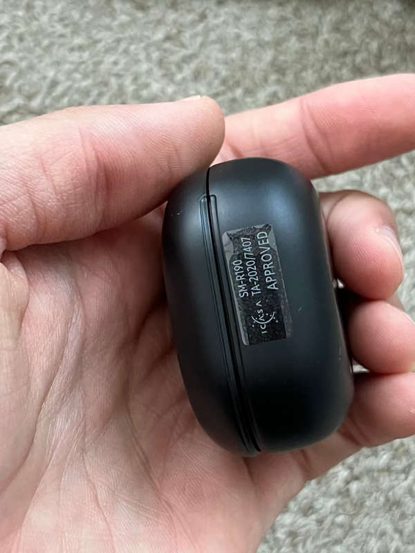ORIGINAL Samsung Buds Pro with box Excellent condition- Black