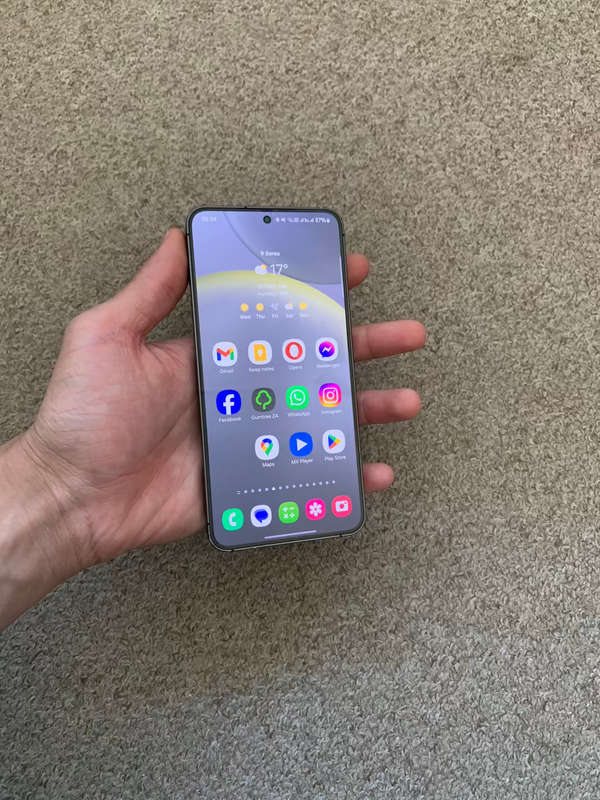 Samsung S24 256gb Dual sim 8gb ram Excellent condition