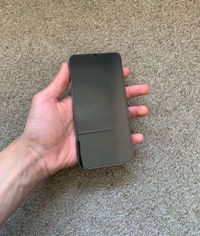 Samsung S24 256gb Dual sim 8gb ram Excellent condition
