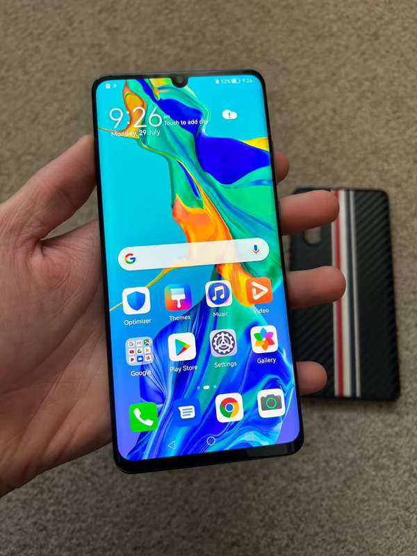 Huawei P30 pro 256gb Dual SIM good condition with cover
