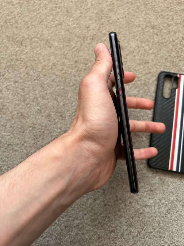 Huawei P30 pro 256gb Dual SIM good condition with cover