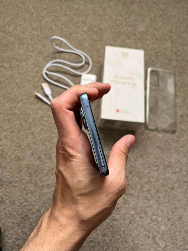 Huawei nova 9 SE dual sim 128gb 8gb ram with box and cover