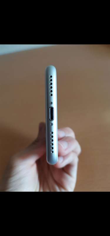 iPhone 8 64gb