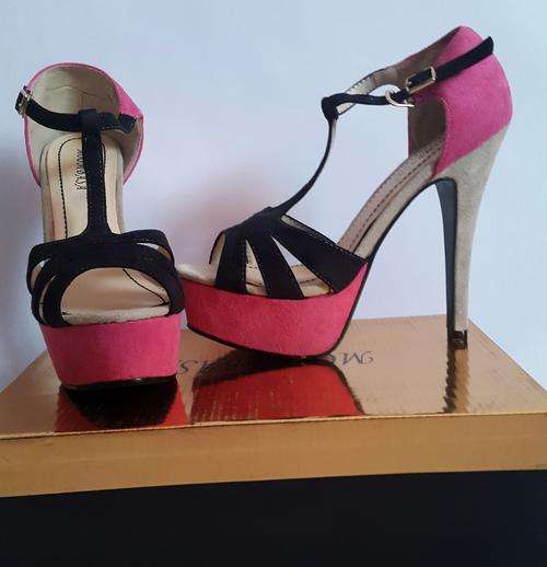 BEIGE BLACK PINK SEXY HEELS