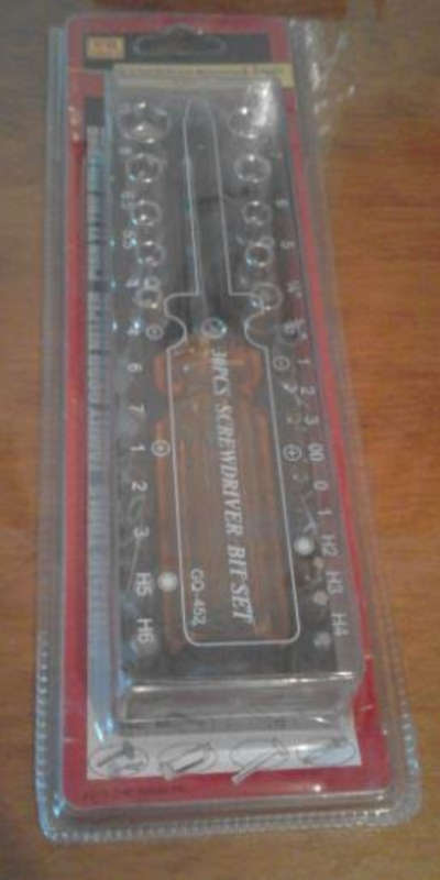 30 PCS SCREWDRIVER BIT SET