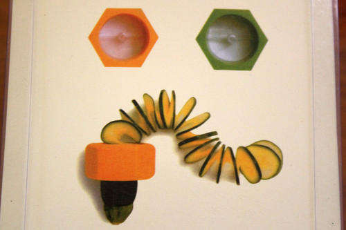 CUCUMBER SLICER