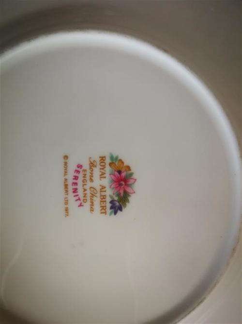 34 pc Royal Albert Serenity Bone China Set England 1980