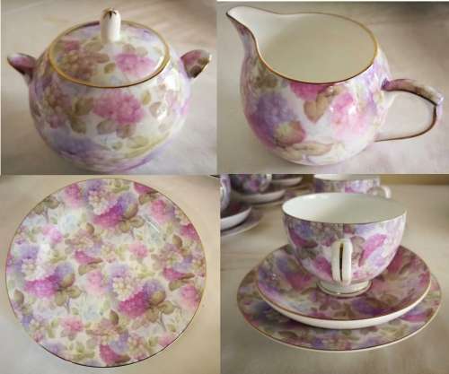 38 pc Maxwell & Williams luxury hydrangea tea set