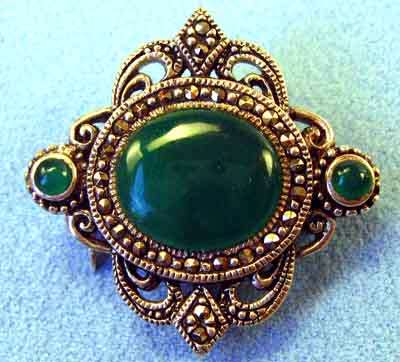 Classic, Sterling Silver, Marcasite & Greeen Agate Pendant & Brooch.