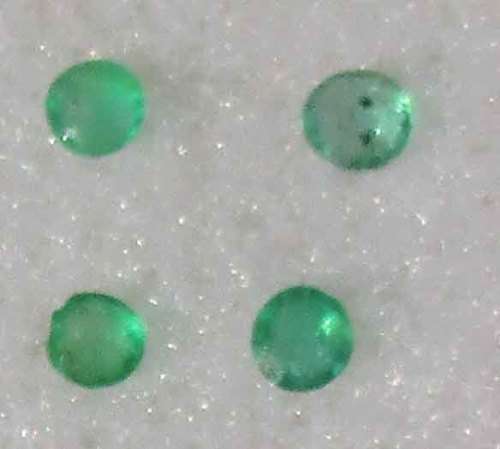Genuine Emeralds- 4 pieces  2.00mm round  T. W 0.15 ct. Price / piece