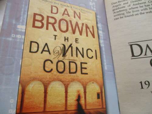 DAN BROWN-  DIGITAL FORTRES  The Da Vinci Code