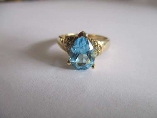 9ct Solid Yellow Gold , Blue Topaz and Diamonds Ring