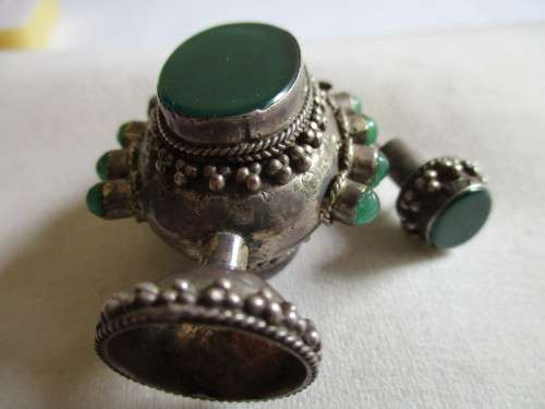 Antique 925 Sterling Silver and Green Agate Perfume  Pendant