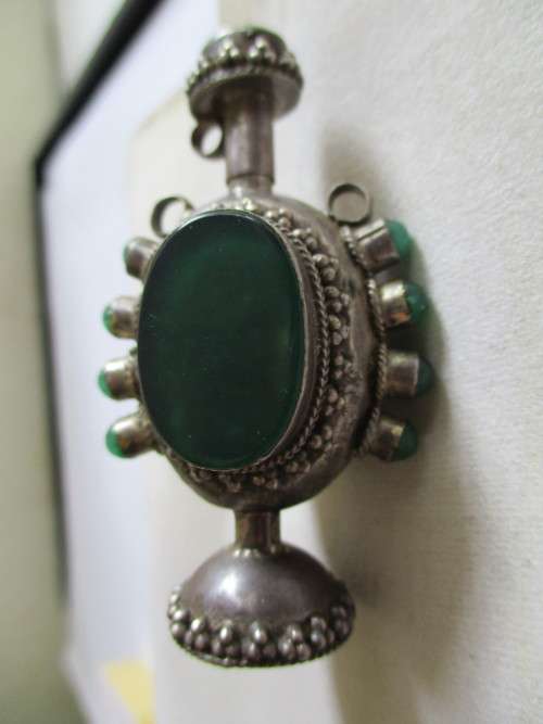 Antique 925 Sterling Silver and Green Agate Perfume  Pendant