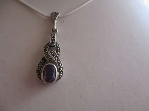 925 Sterling Silver Chain & Amethyst Pendant/  Necklace