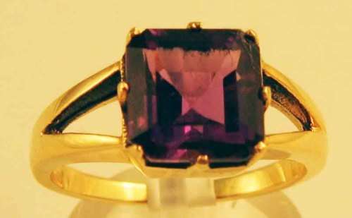 Solid 9 ct Yellow Gold and Genuine Amethyst Ring