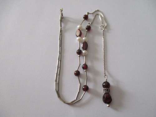 Beautiful-   925 Sterling Silver Pearls and Garnets Necklace