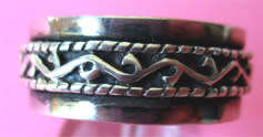925 Sterling Silver `` Swivel Ring