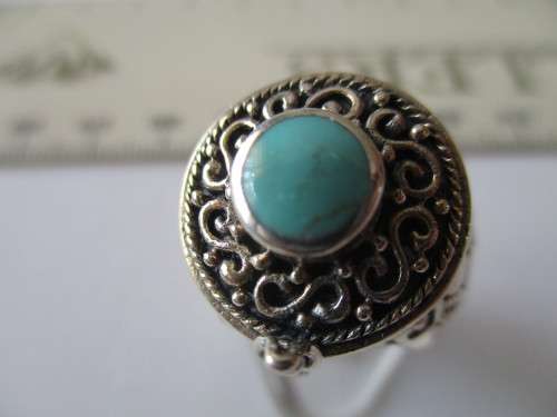 925 Sterling Silver and Turquoise `poison` Ring.