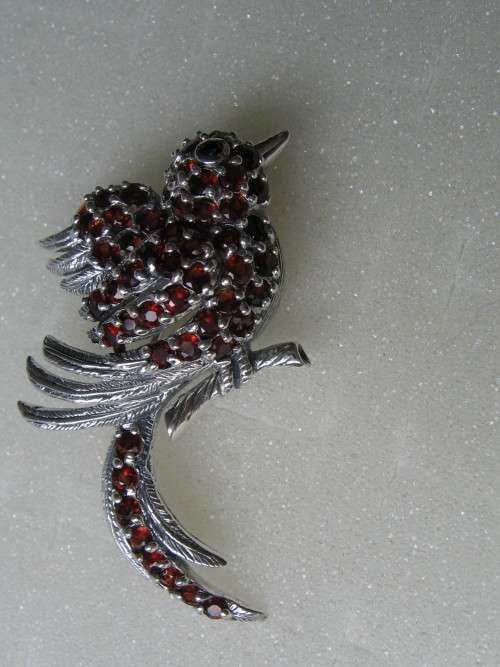 Solid 925 Sterling Silver and Genuine Garnets Brooch