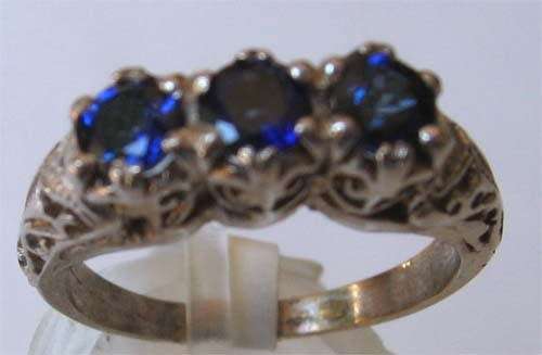 Beautiful 9ct Gold and genuine Blue Sapphire Ring