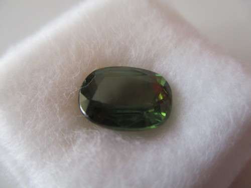 2.98cts Outstanding Natural Top Green Sapphire