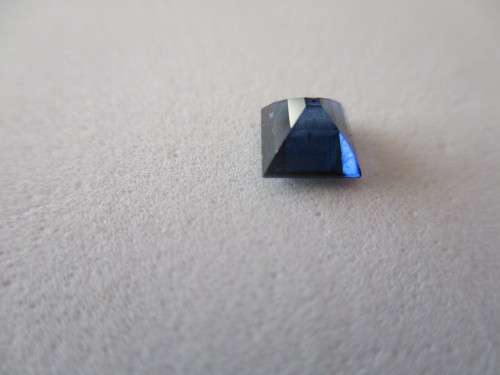 5.10mm Princess cut Blue Sapphire 0.89ct