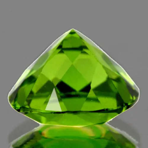 1.15 Ct. 6.00 mm Cushion cut Peridot
