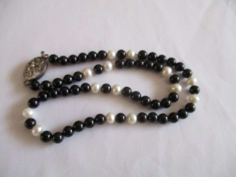 Genuine Black Onyx and Cultured Pearls Necklace with Silver Clasp