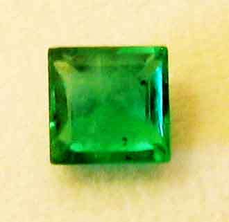 Genuine Princess cut Emerald 0.45ct