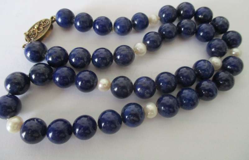 Genuine Lapis lazuli and Cultured Pearls Necklace